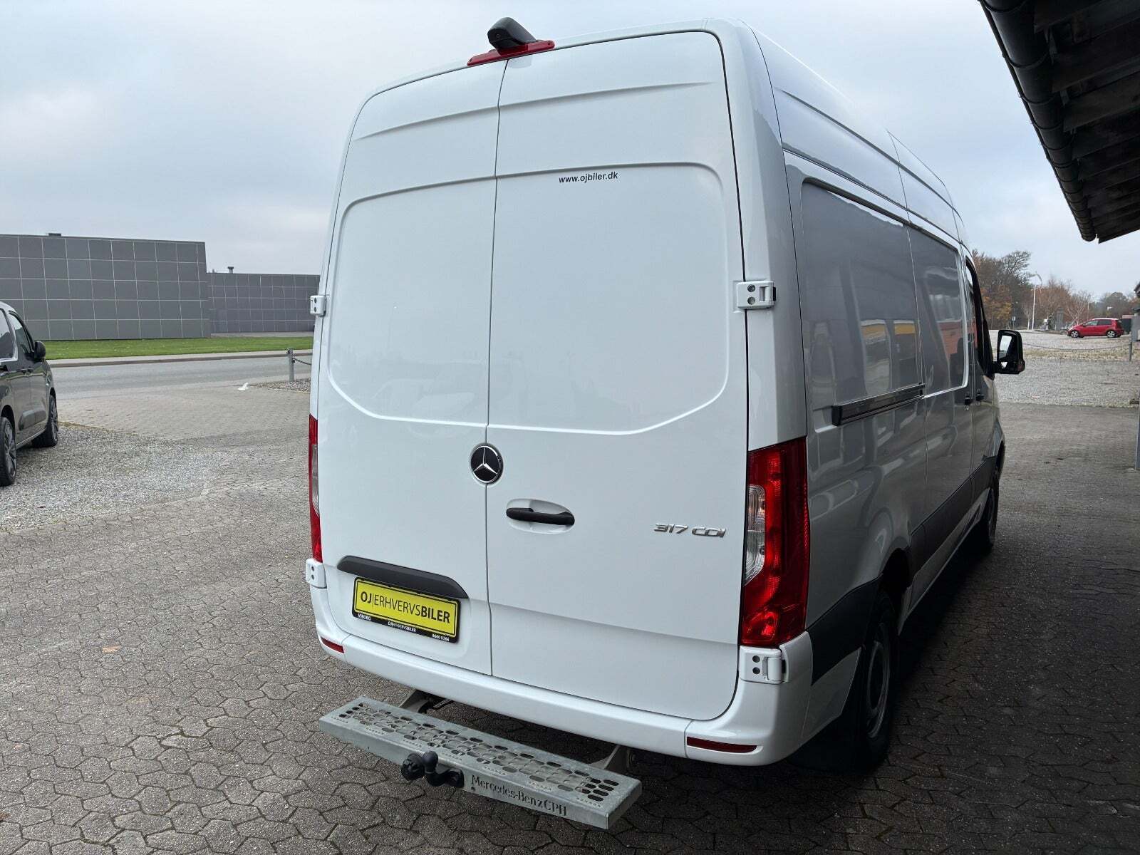 Mercedes Sprinter 317 2,0 CDi A2 Kassevogn aut. RWD