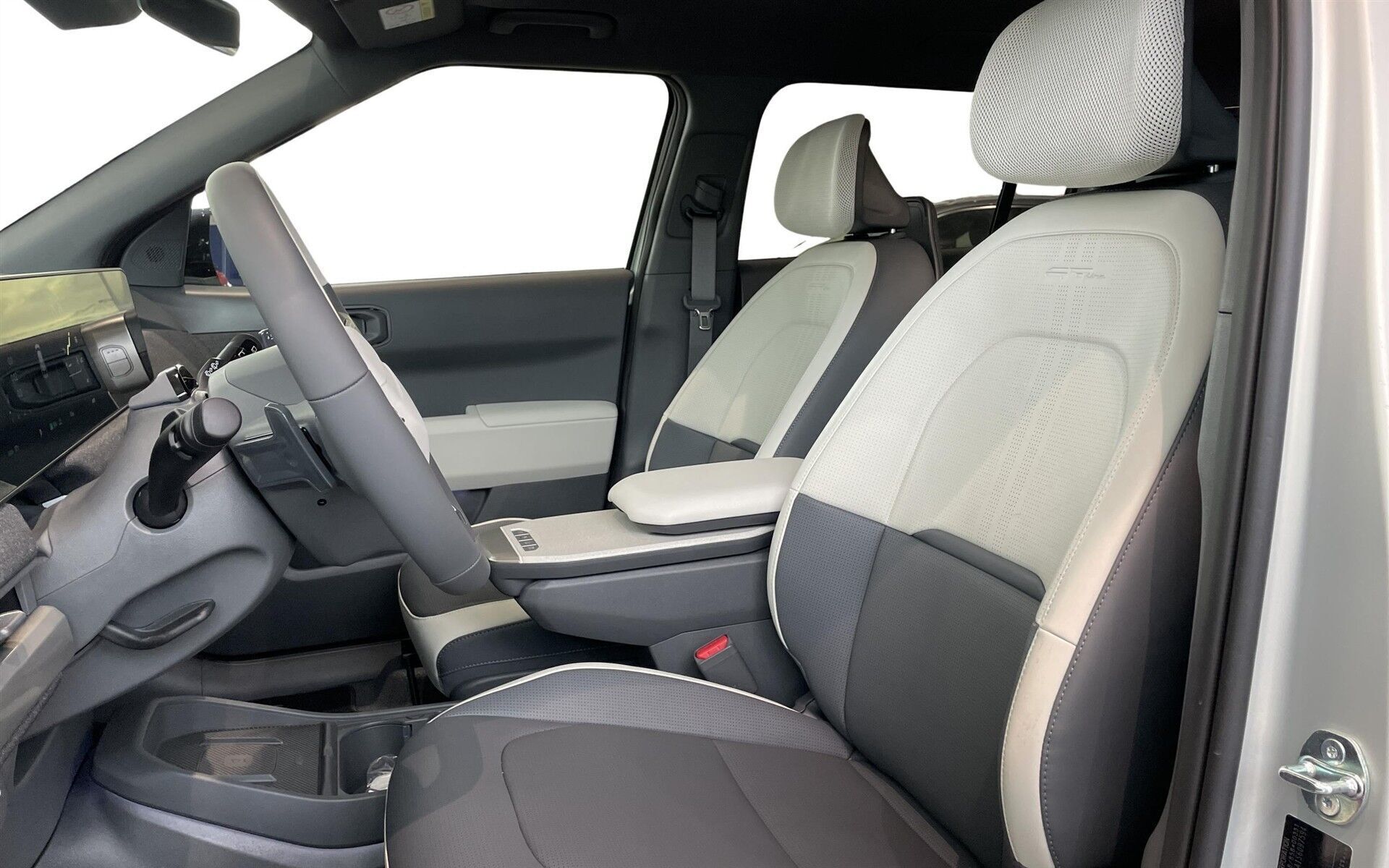 Sølv Kia EV3 fra 2025