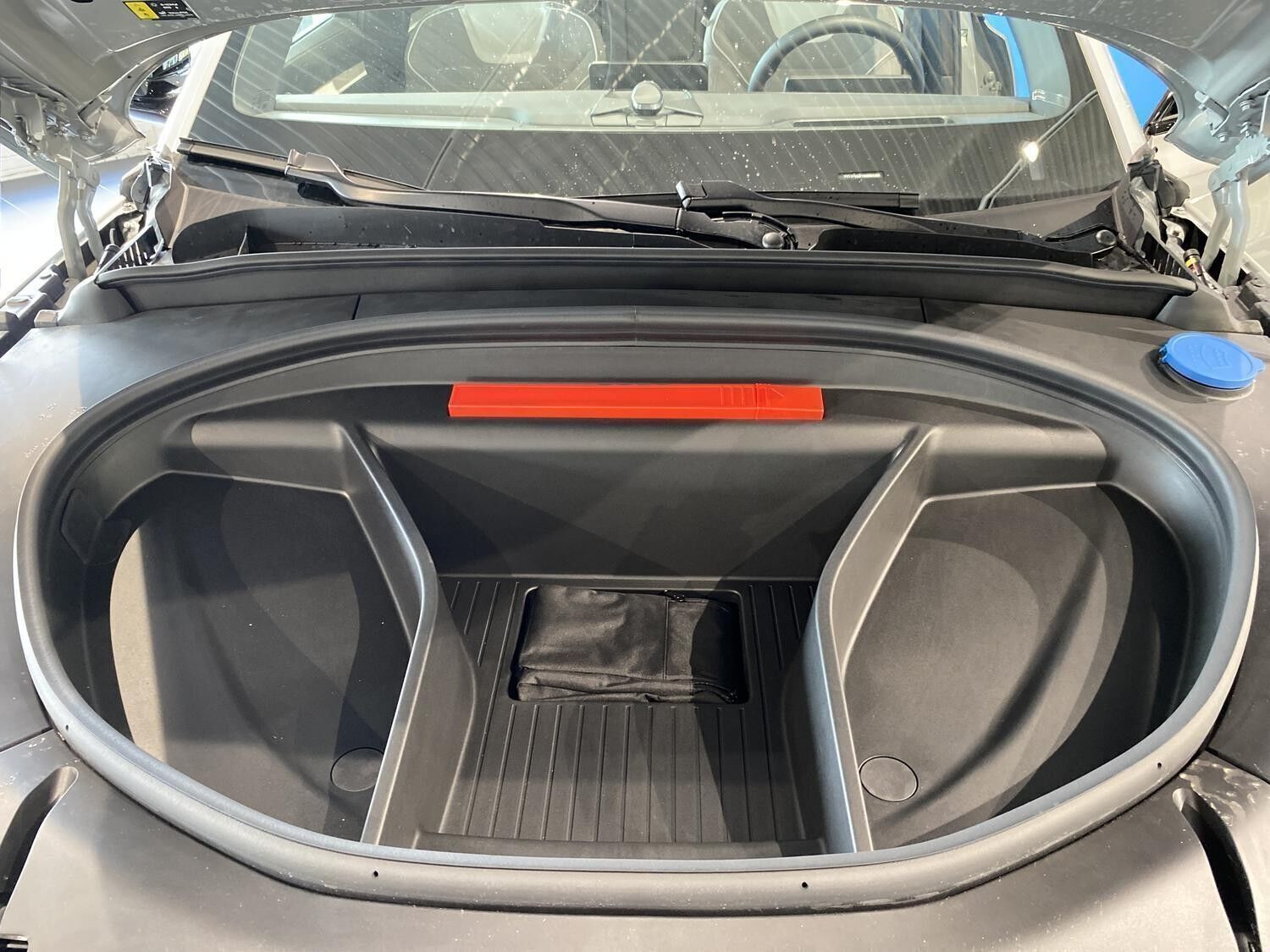 Grå Volvo EX90 fra 2025