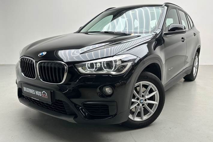Sort BMW X1 fra 2017