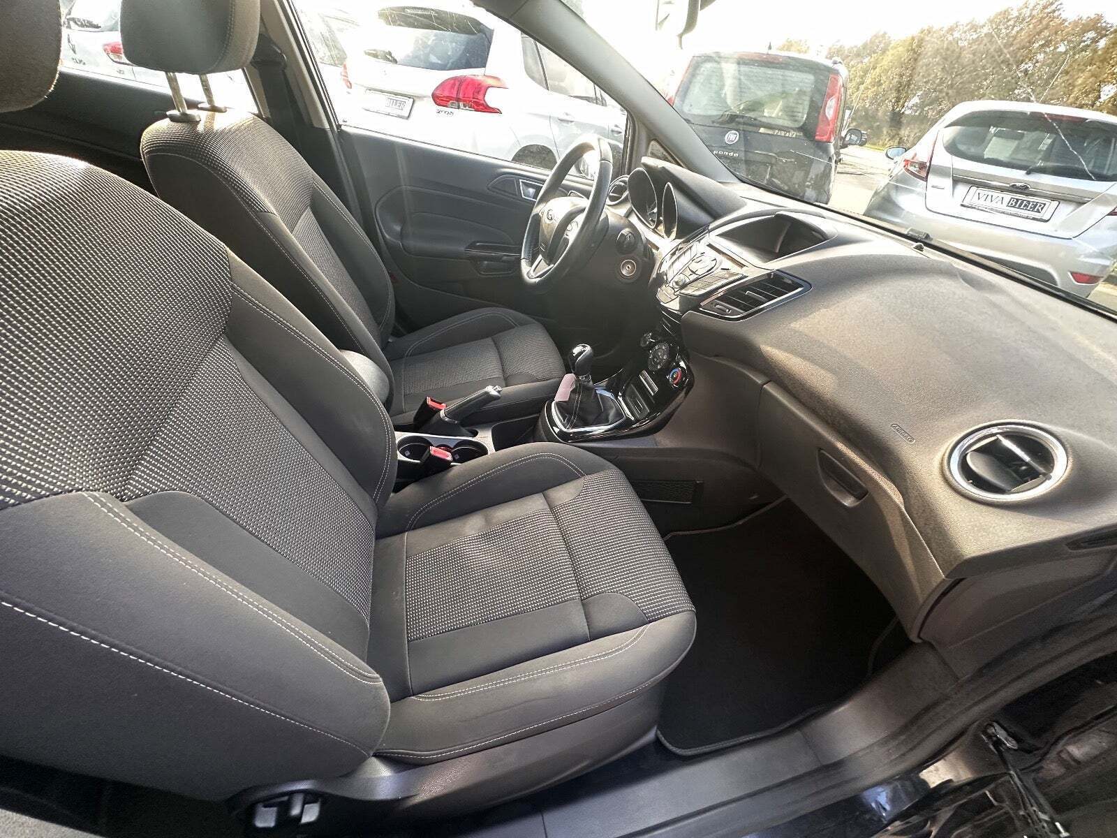 Ford Fiesta 1,0 SCTi 100 Titanium