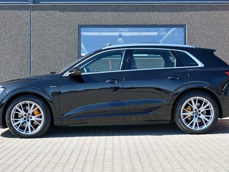 Audi e-tron 55 S-line quattro