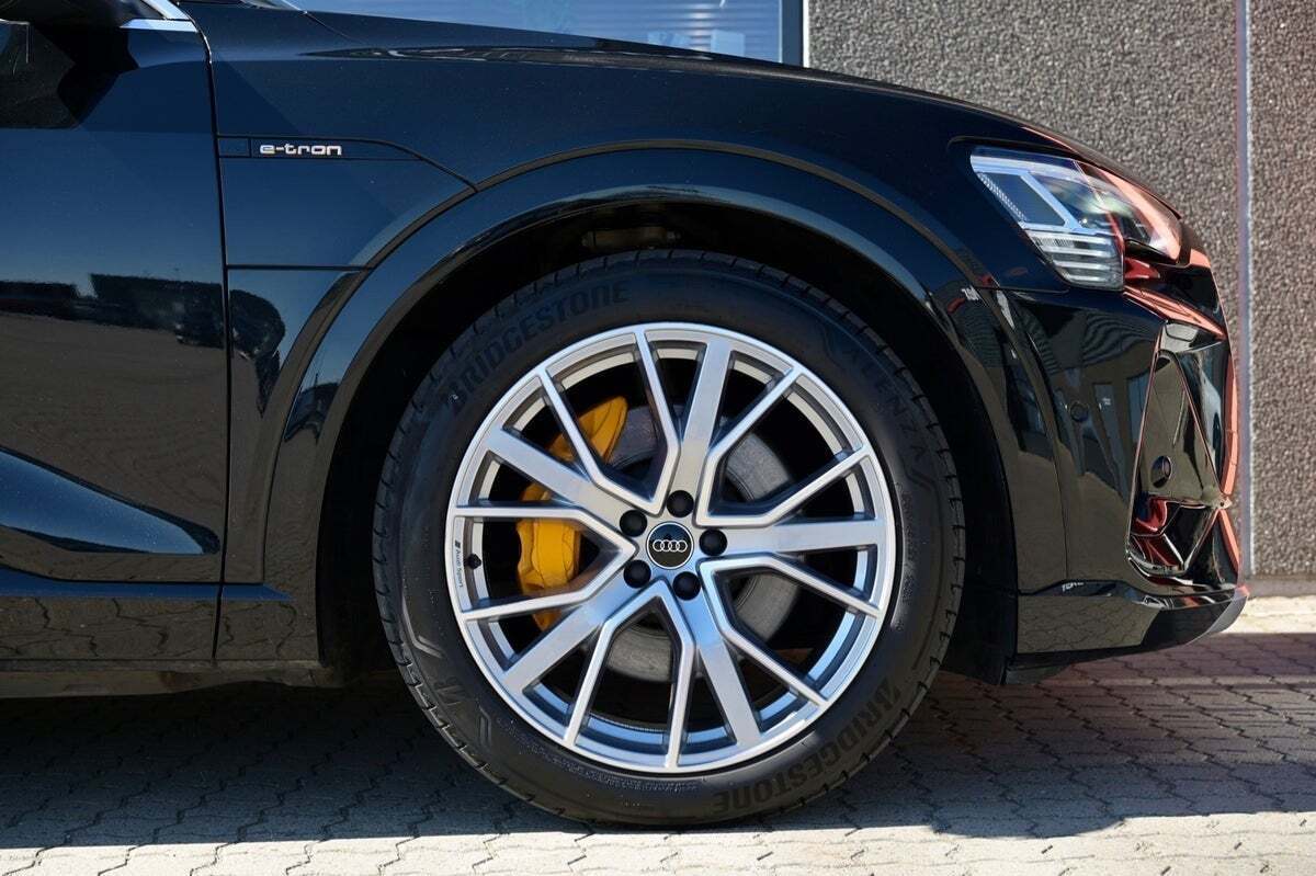 Audi e-tron 55 S-line quattro