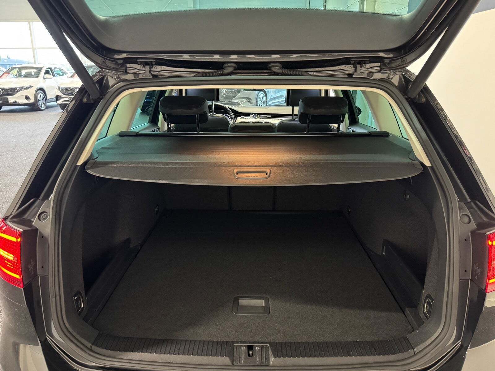 VW Passat 1,8 TSi 180 High+ Variant DSG