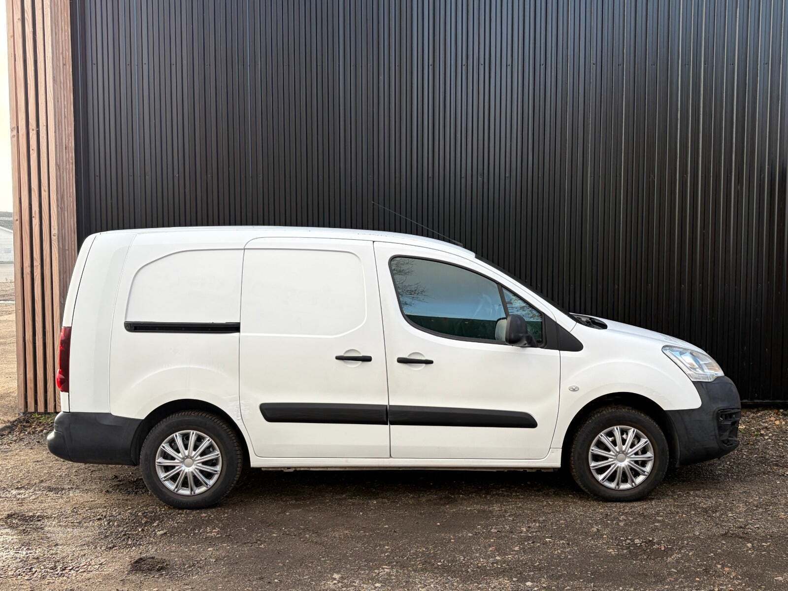 Peugeot Partner 1,6 BlueHDi 100 L2 Flex Van
