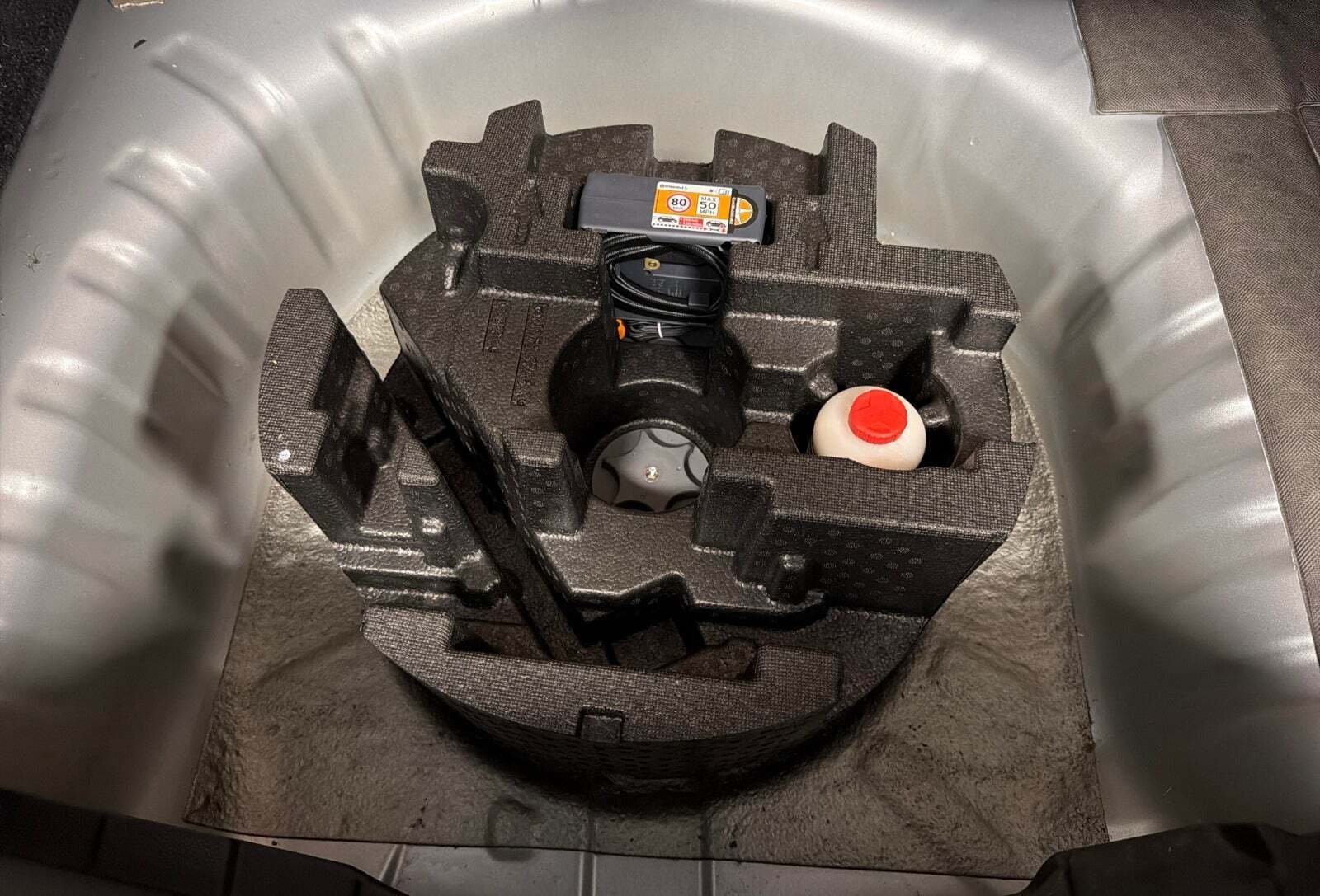 Sølv Nissan Micra fra 2020