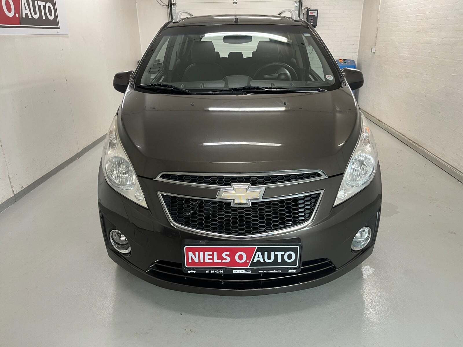 Brun Chevrolet Spark fra 2011
