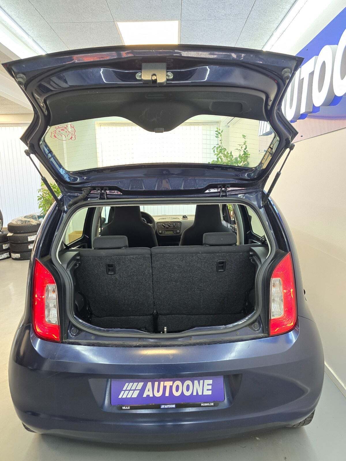 Blå Skoda Citigo fra 2015