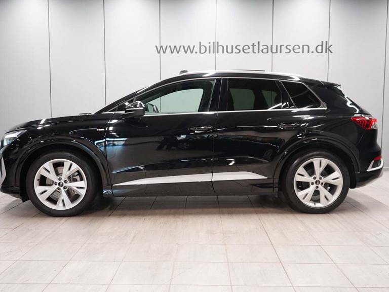 Audi Q4 e-tron 45 S-line