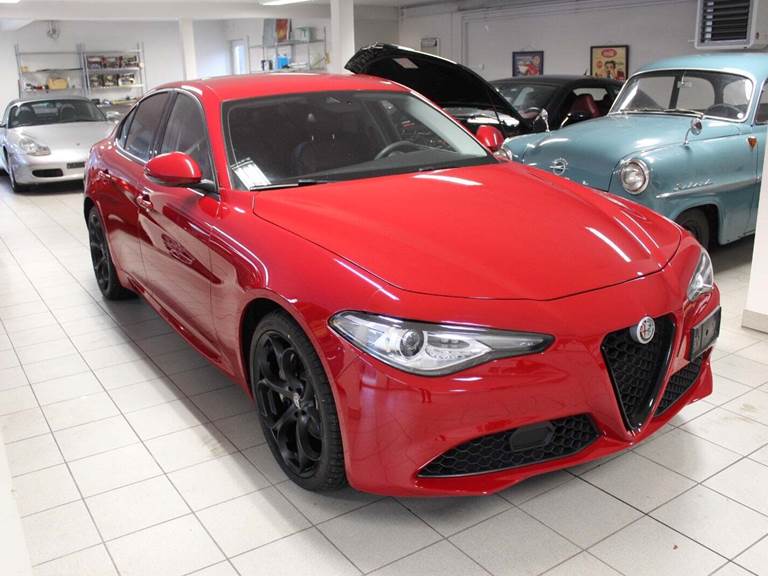 Alfa Romeo Giulia 2,0 T 200 Edizione aut.