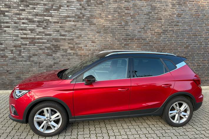 Rød Seat Arona fra 2020