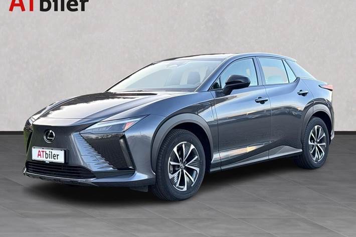 Grå Lexus RZ fra 2025 set udefra