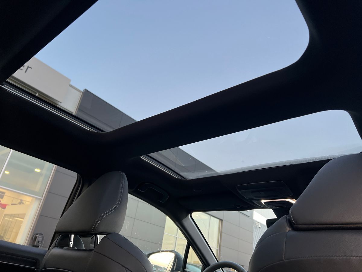 Sort Toyota BZ4X fra 2025