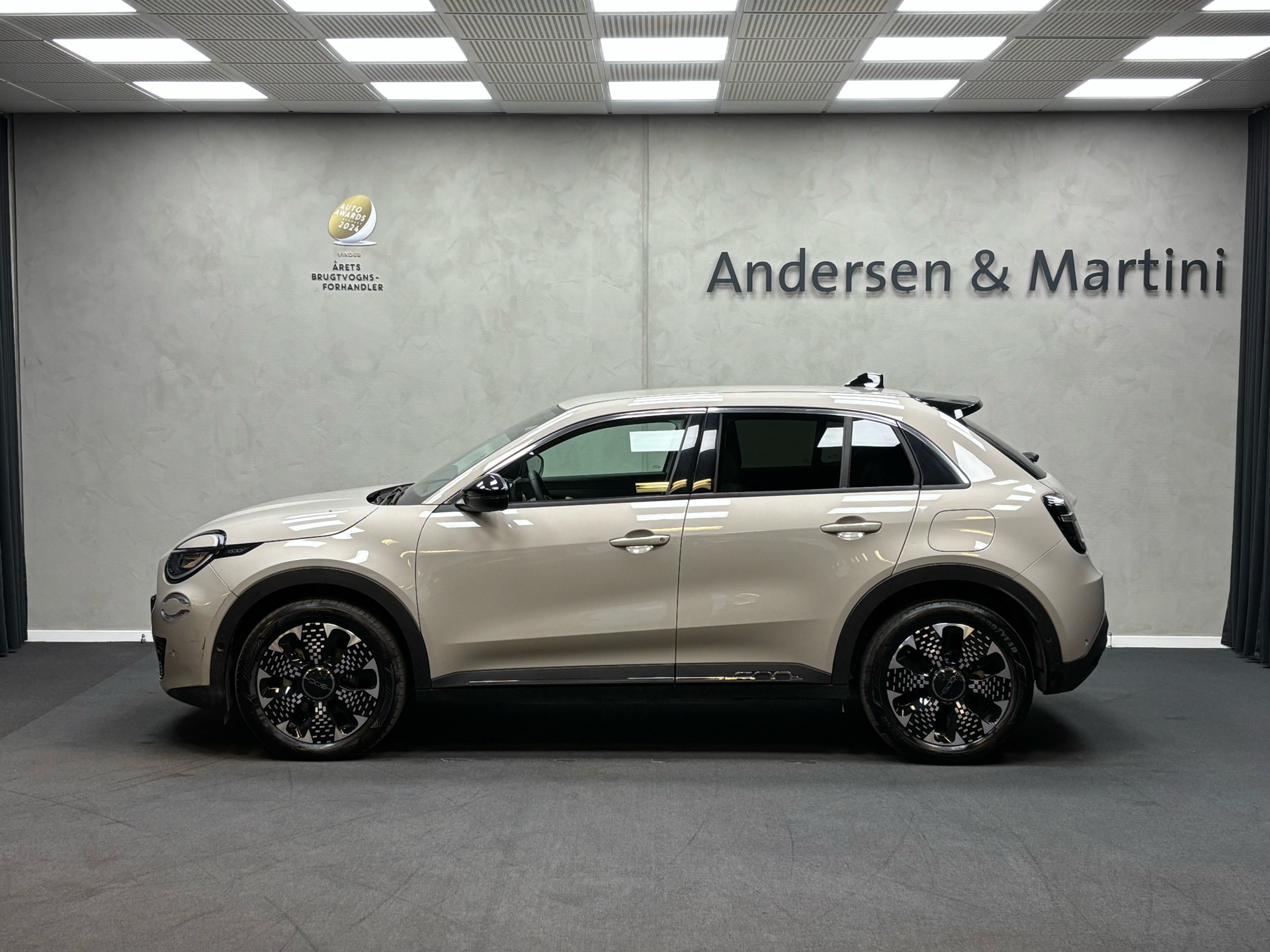 Fiat 600e EL La Prima 156HK 5d Aut.