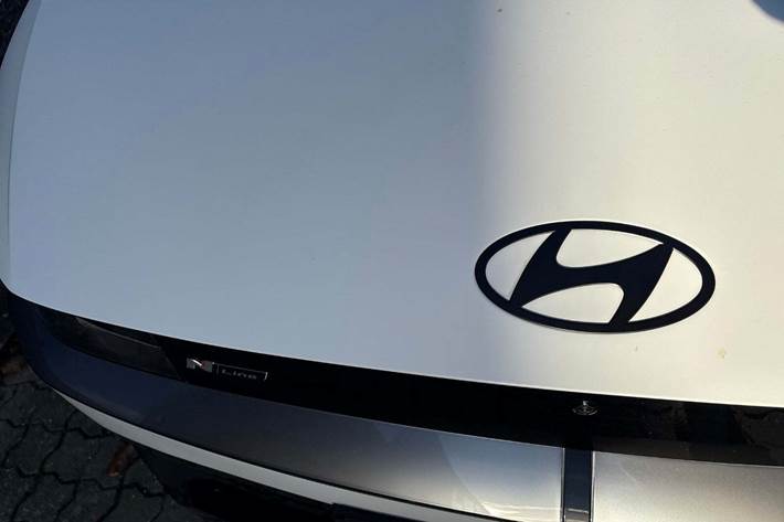 Hvid Hyundai Ioniq 5 fra 2025