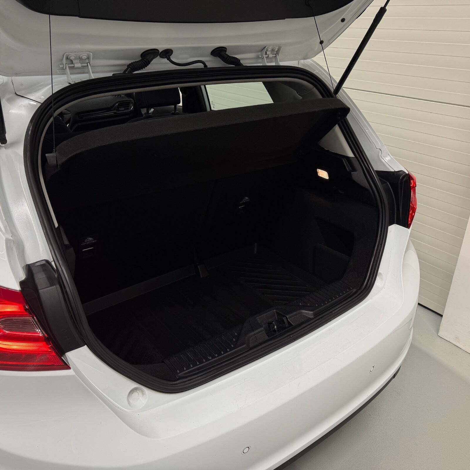 Hvid Ford Fiesta fra 2017