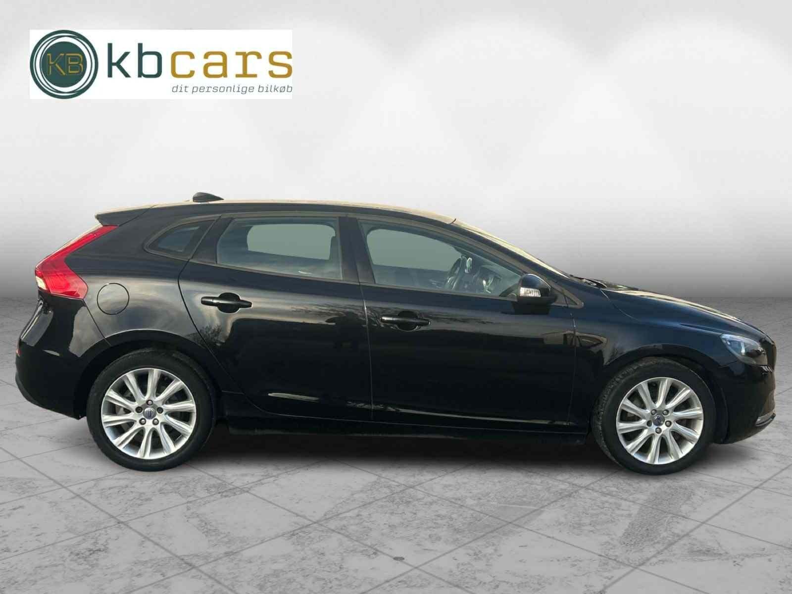 Volvo V40 1,6 D2 115 Kinetic aut.