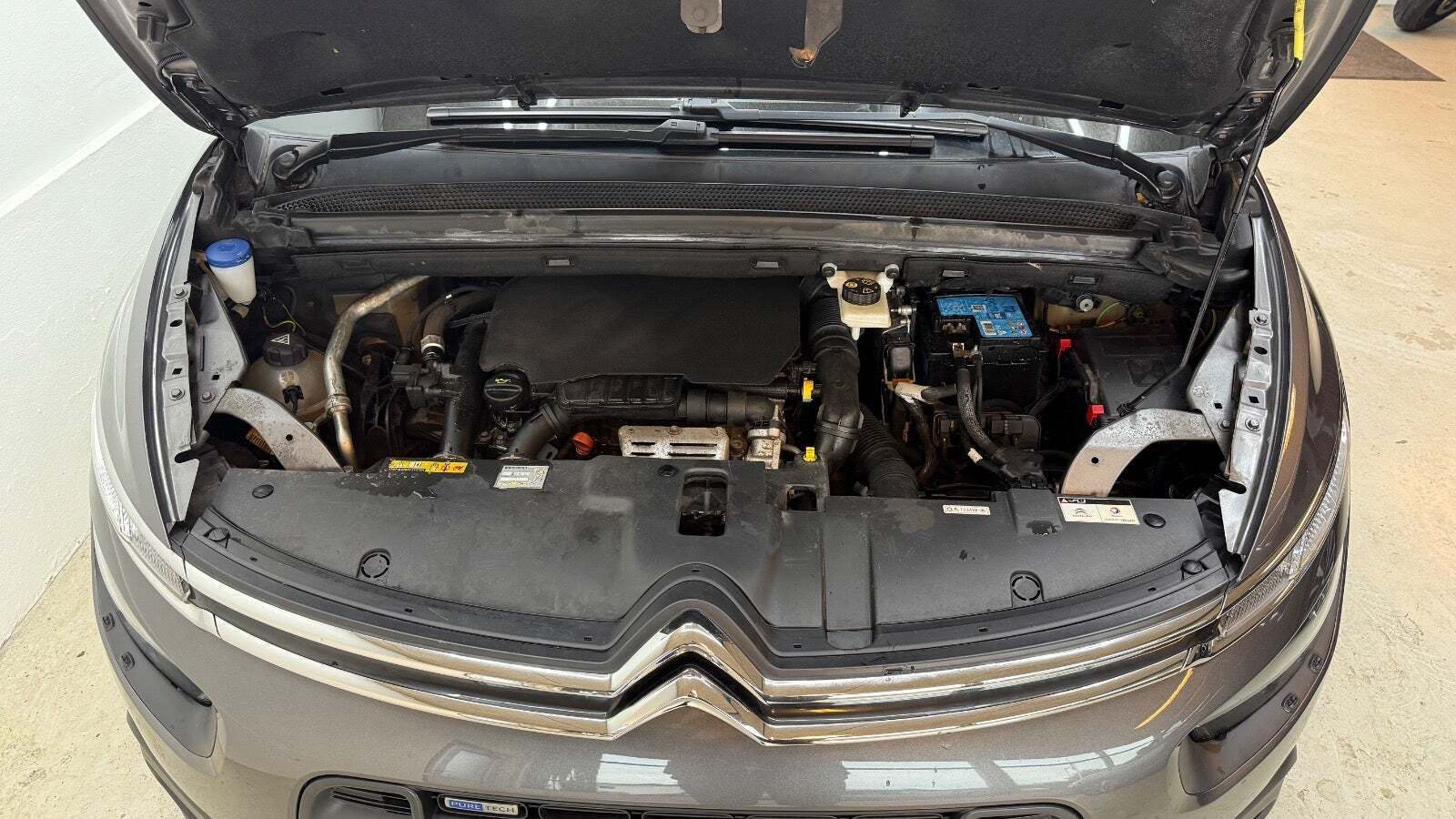 Grå Citroën Grand C4 Picasso fra 2017
