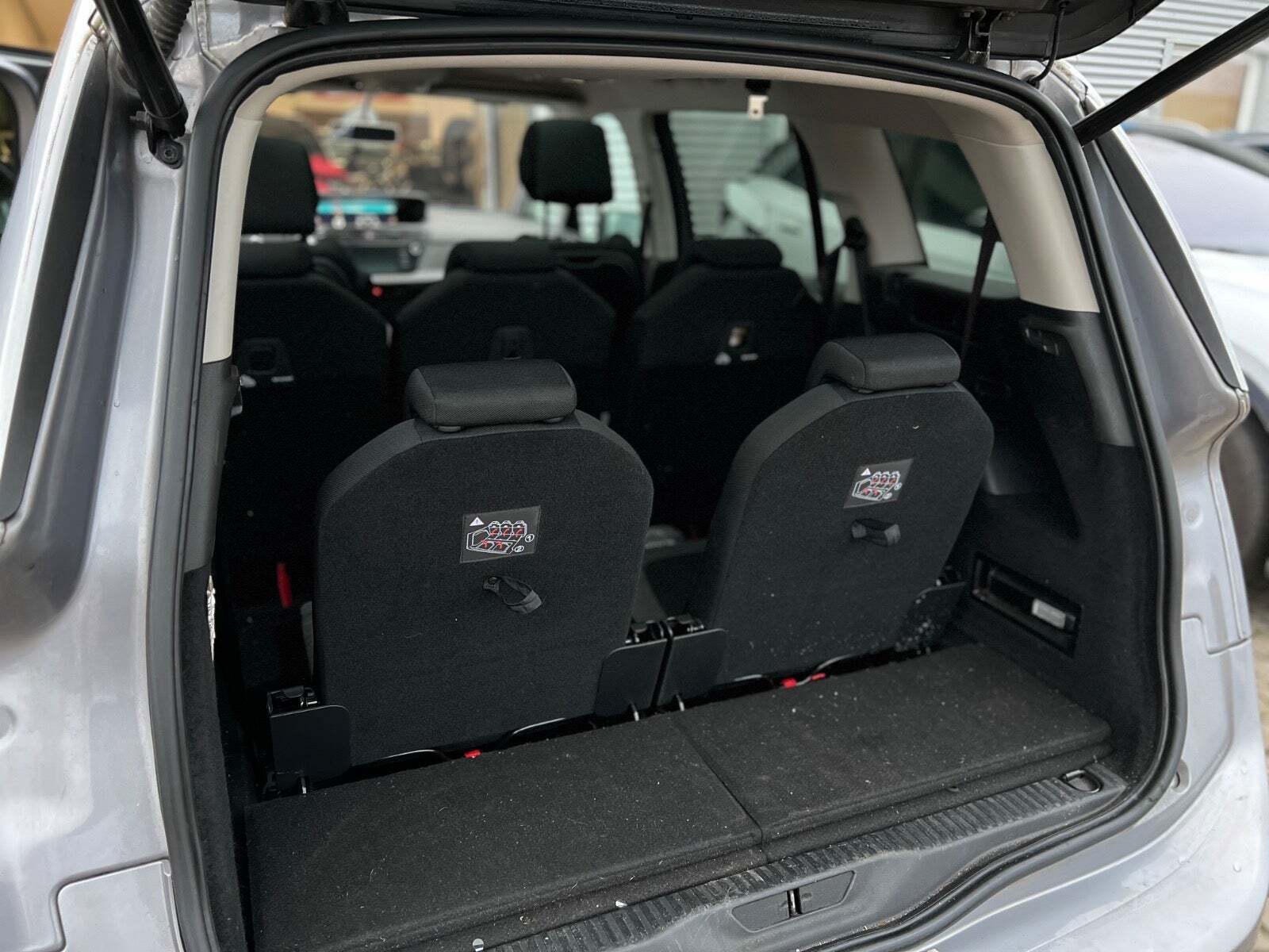 Sølv Citroën Grand C4 Picasso fra 2016