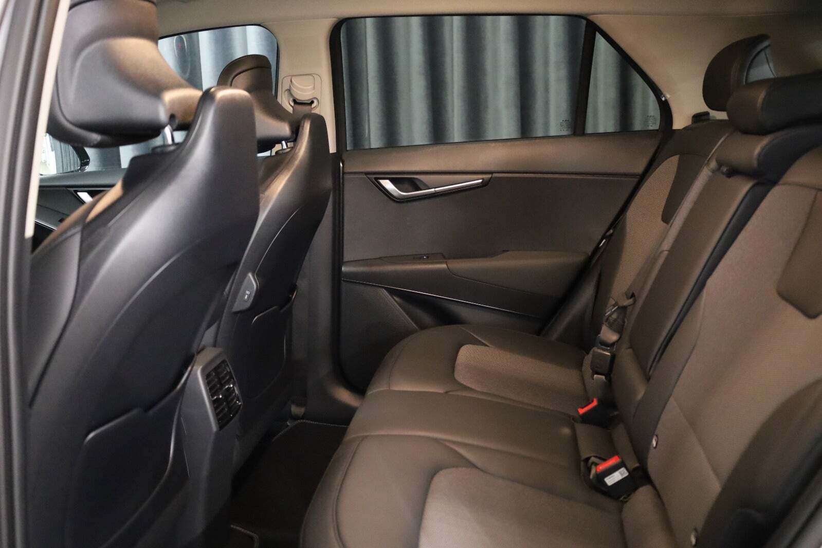 Sort Kia Niro fra 2025