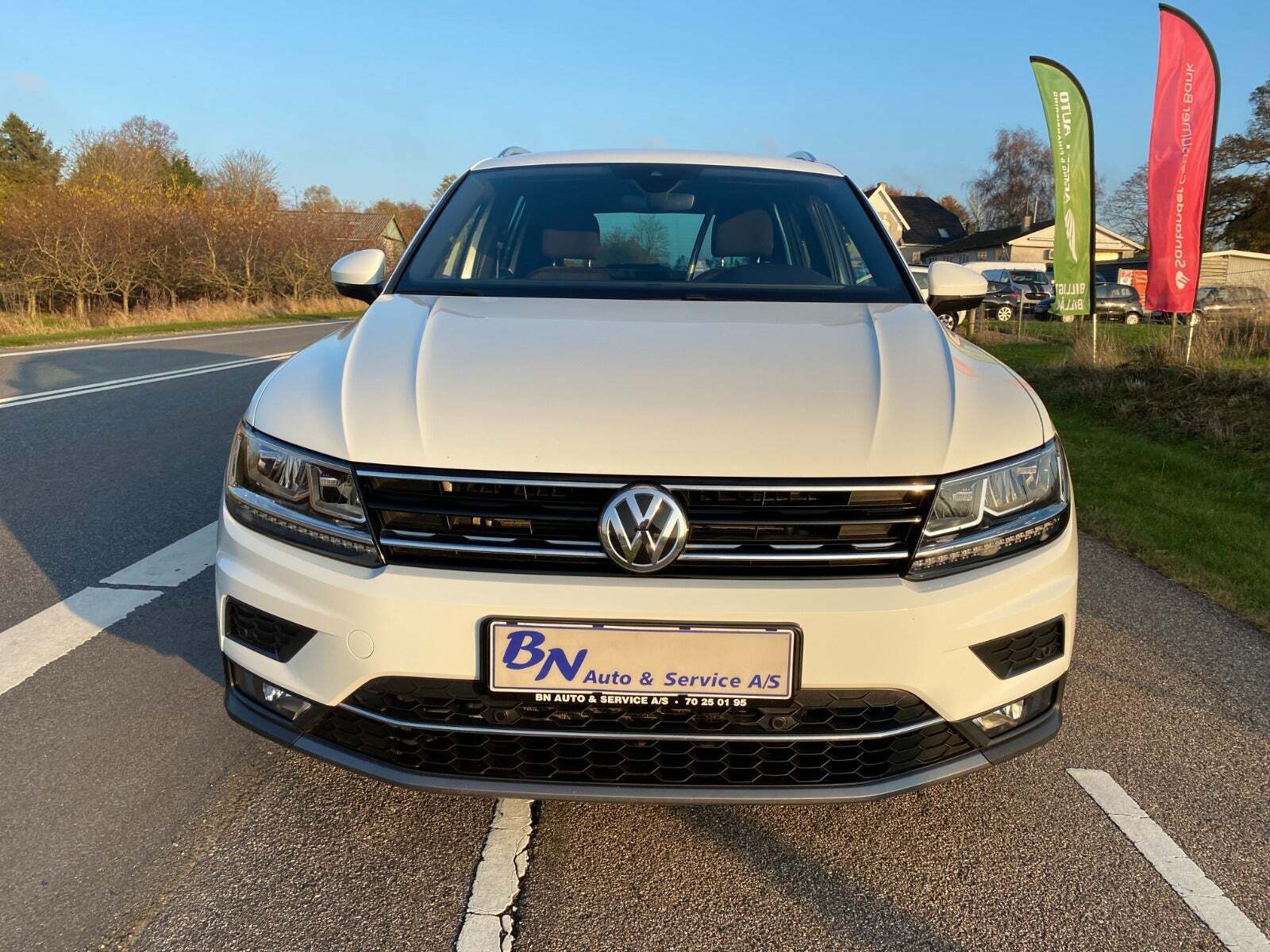 Hvid VW Tiguan fra 2019