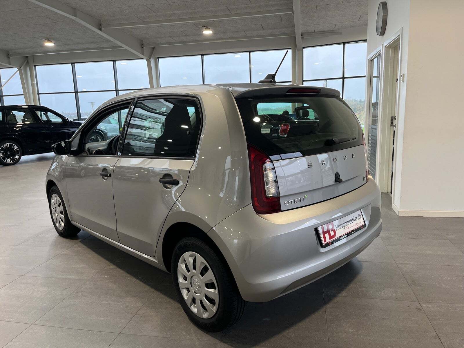 Grå Skoda Citigo-e fra 2021