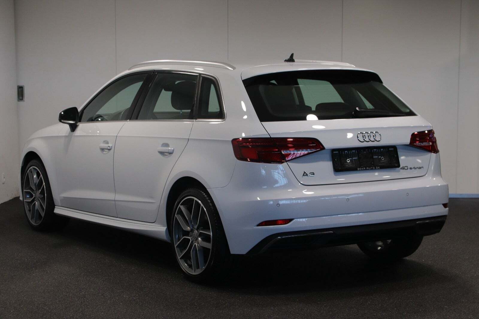 Audi A3 40 TFSi e Design Sportback S-tr.