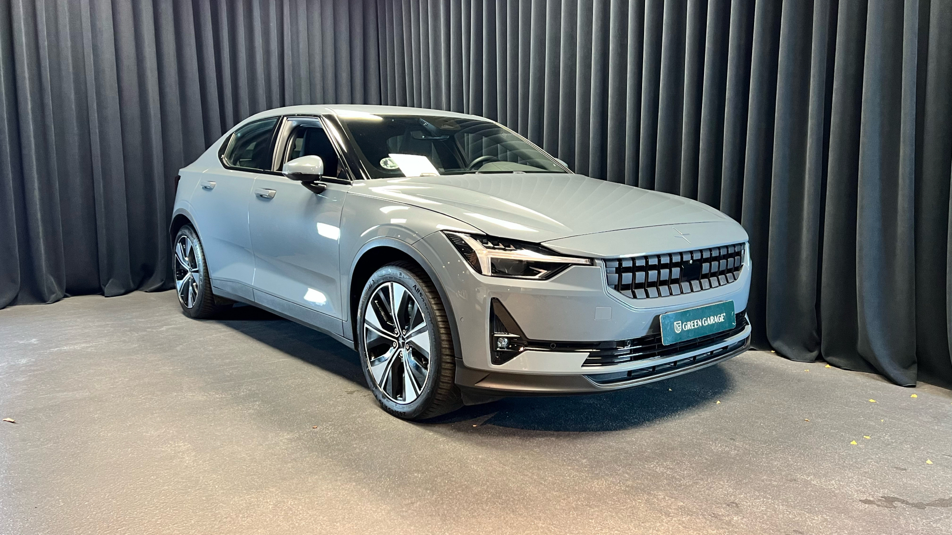 undefined Polestar 2 fra 2023 set udefra