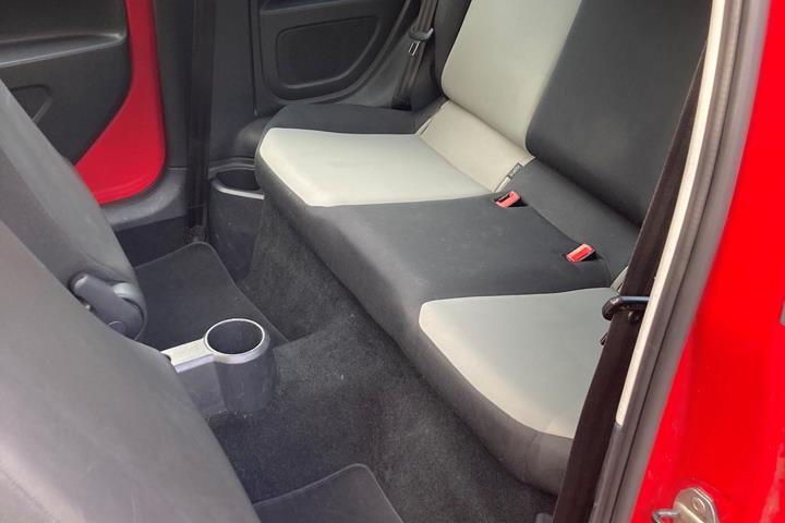 Rød Skoda Citigo fra 2012