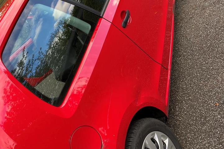 Rød Skoda Citigo fra 2012