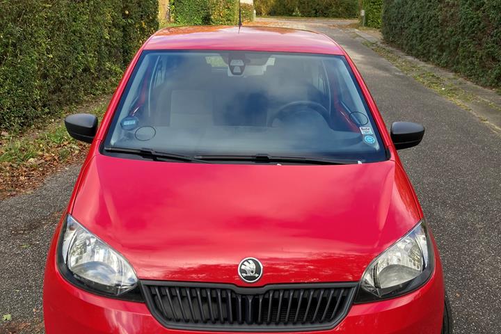 Rød Skoda Citigo fra 2012