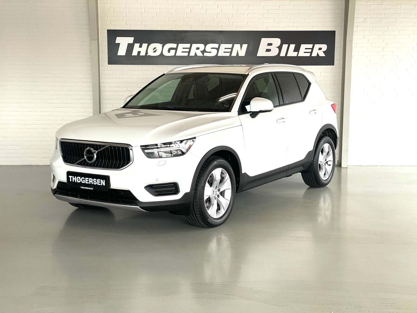 Volvo XC40 2,0 D4 190 Momentum aut. AWD