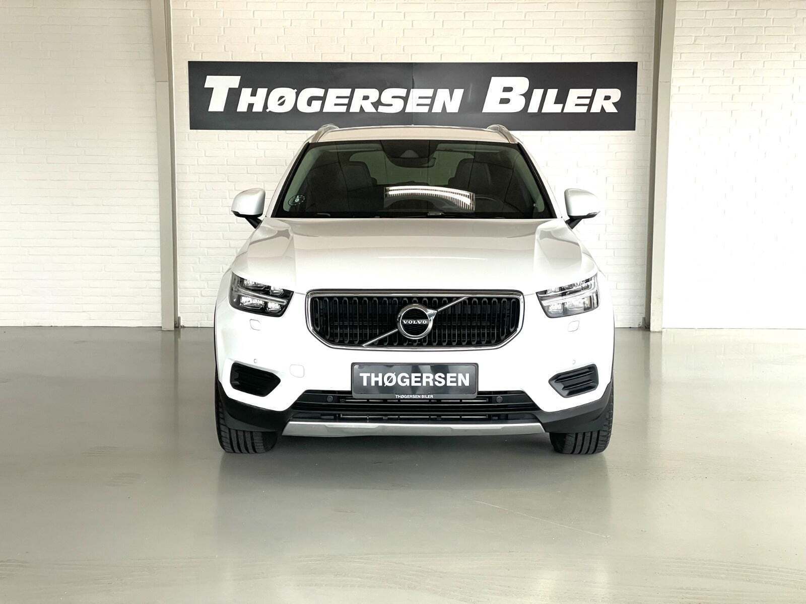 Volvo XC40 2,0 D4 190 Momentum aut. AWD
