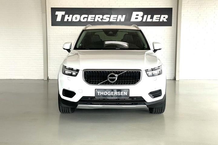 Hvid Volvo XC40 fra 2020