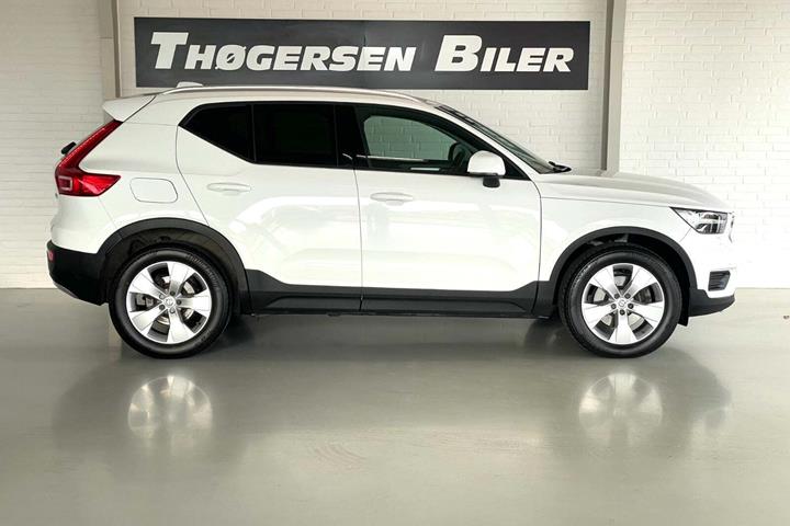 Hvid Volvo XC40 fra 2020