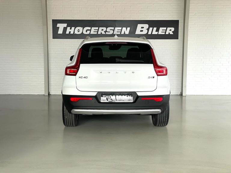 Volvo XC40 2,0 D4 190 Momentum aut. AWD
