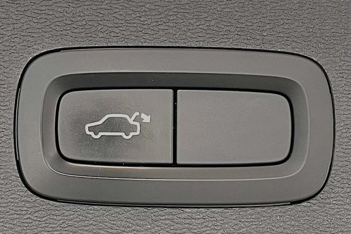 Hvid Volvo XC40 fra 2020