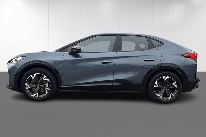 Blå Cupra Tavascan fra 2025