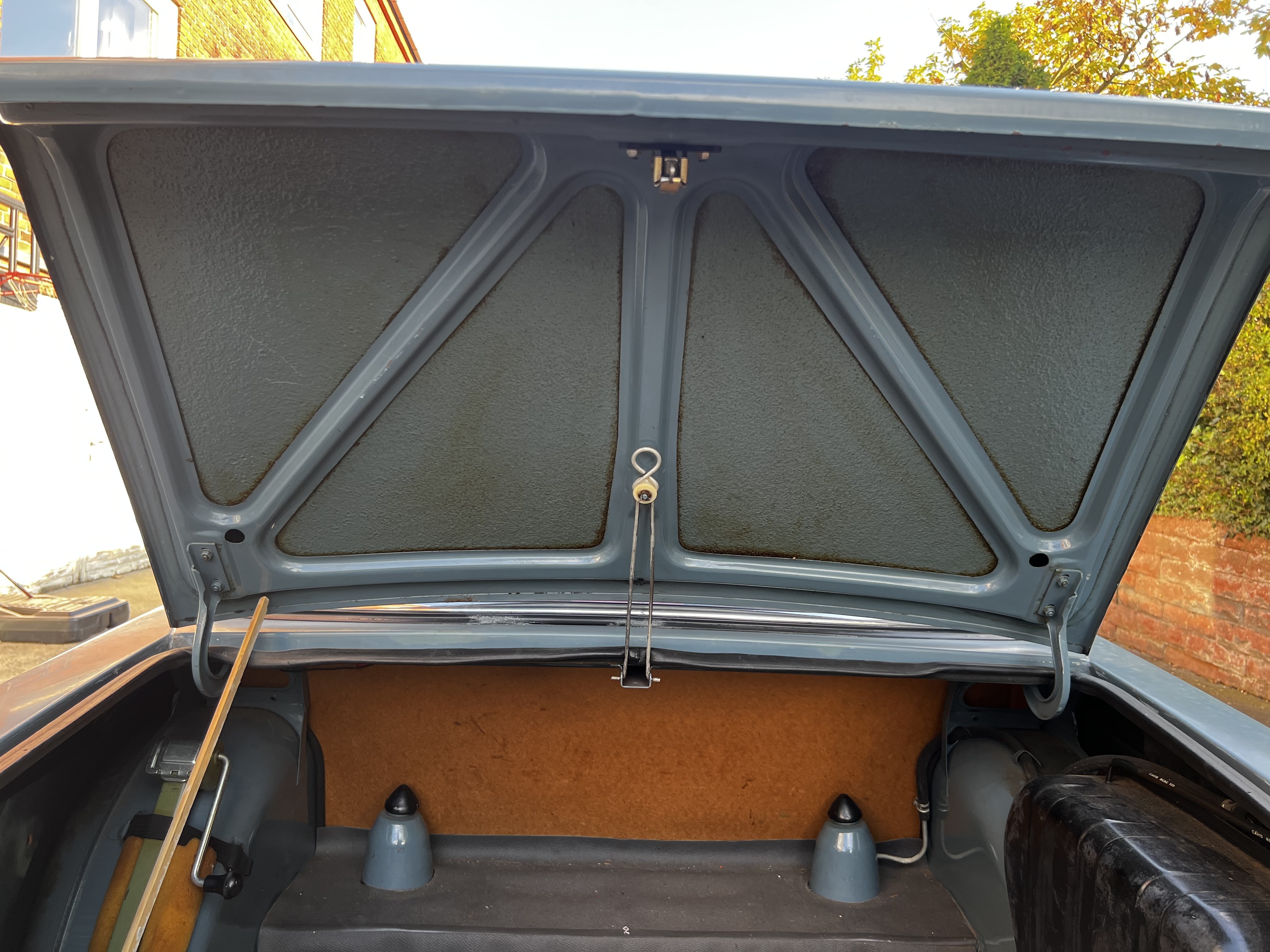 Blå Fiat 1200 fra 1968