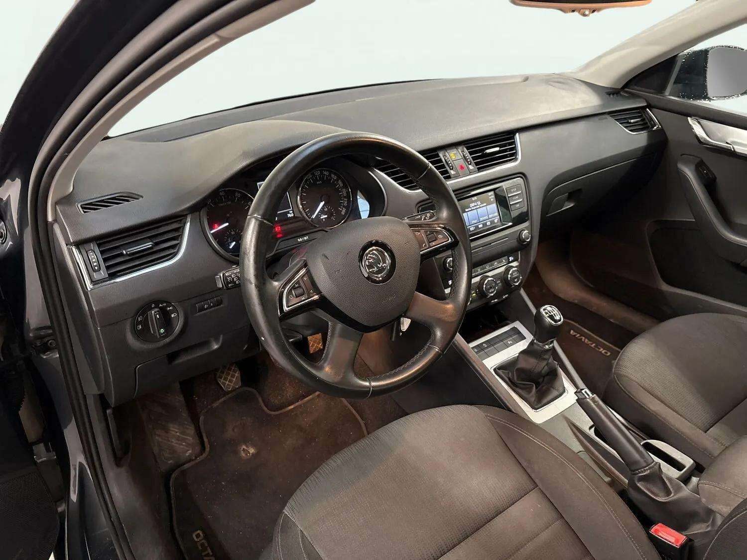 Skoda Octavia 1,4 TSi 140 Elegance Combi