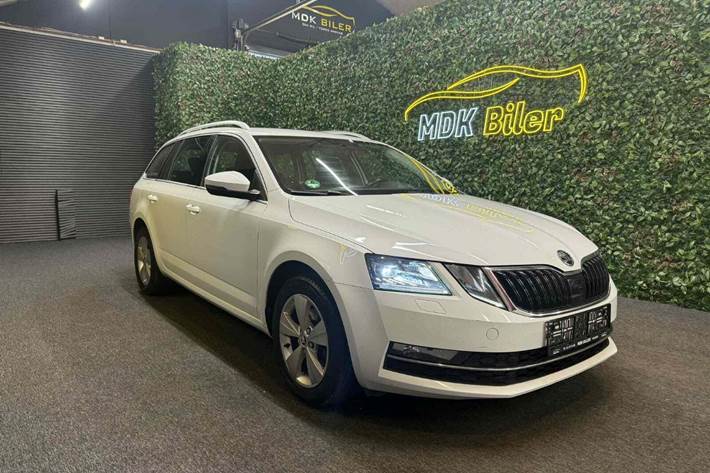 undefined Skoda Octavia fra 2018 set udefra