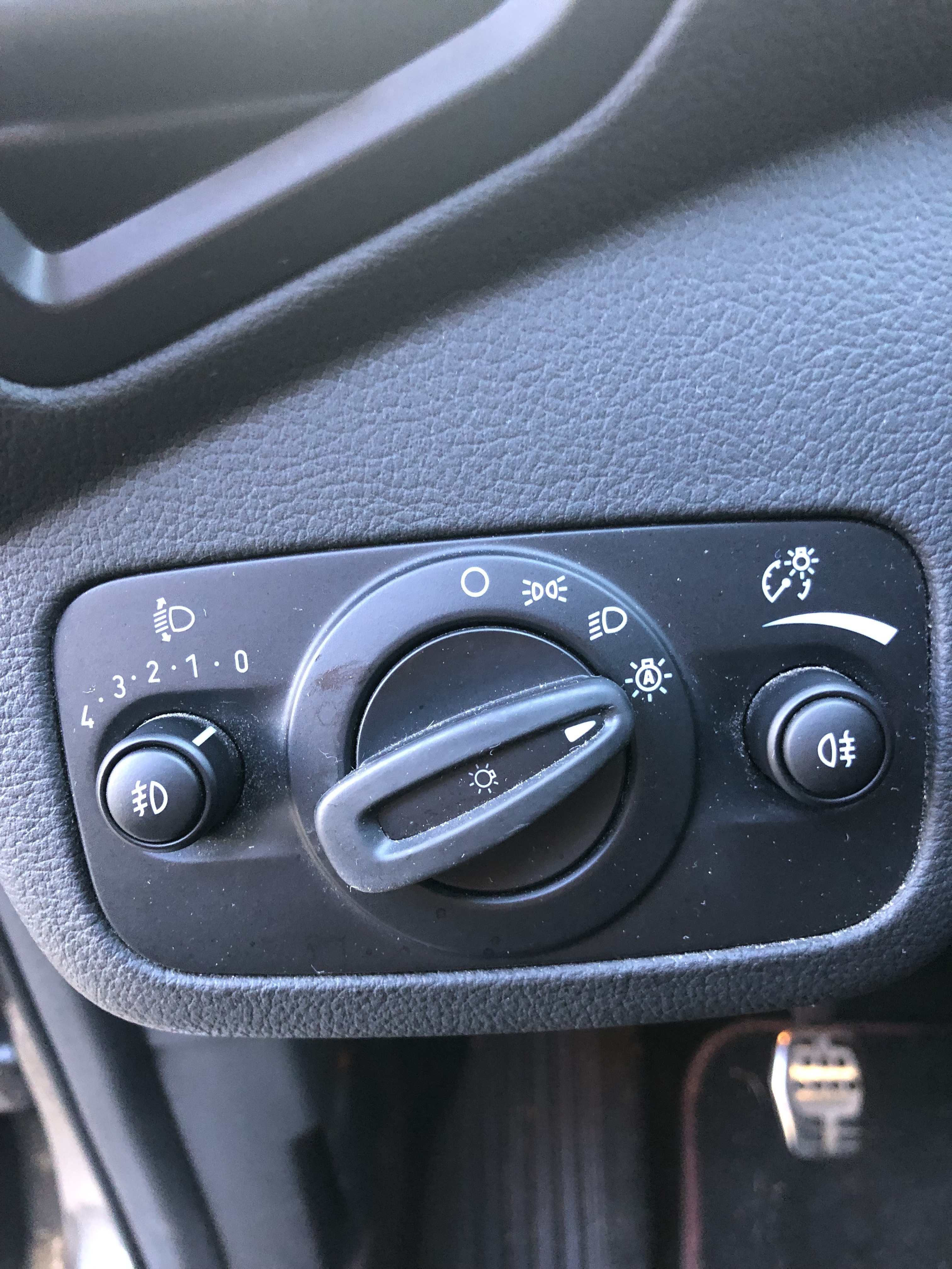 Ford Kuga 1,5 EcoBoost (150 HK ) SUV FWD M6