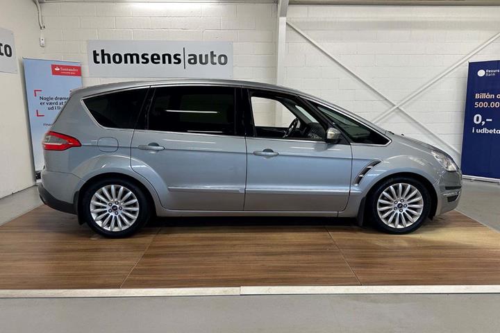 Sølv Ford S-MAX fra 2010