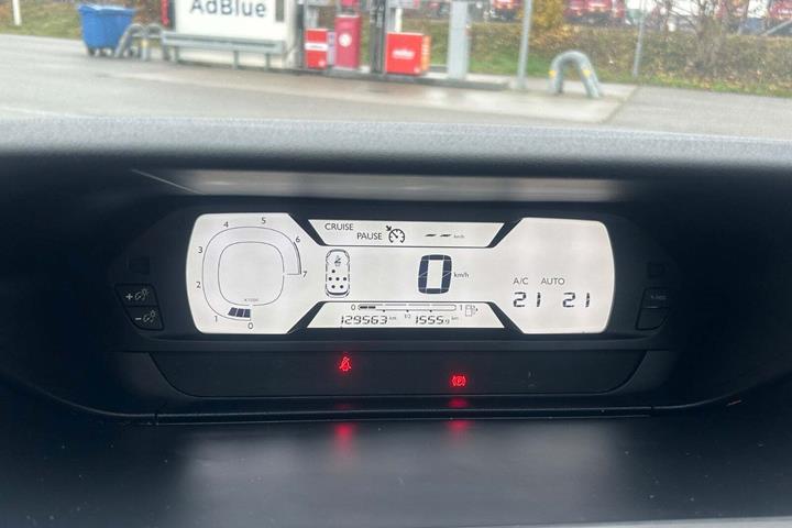 Rød Citroën Grand C4 Picasso fra 2018