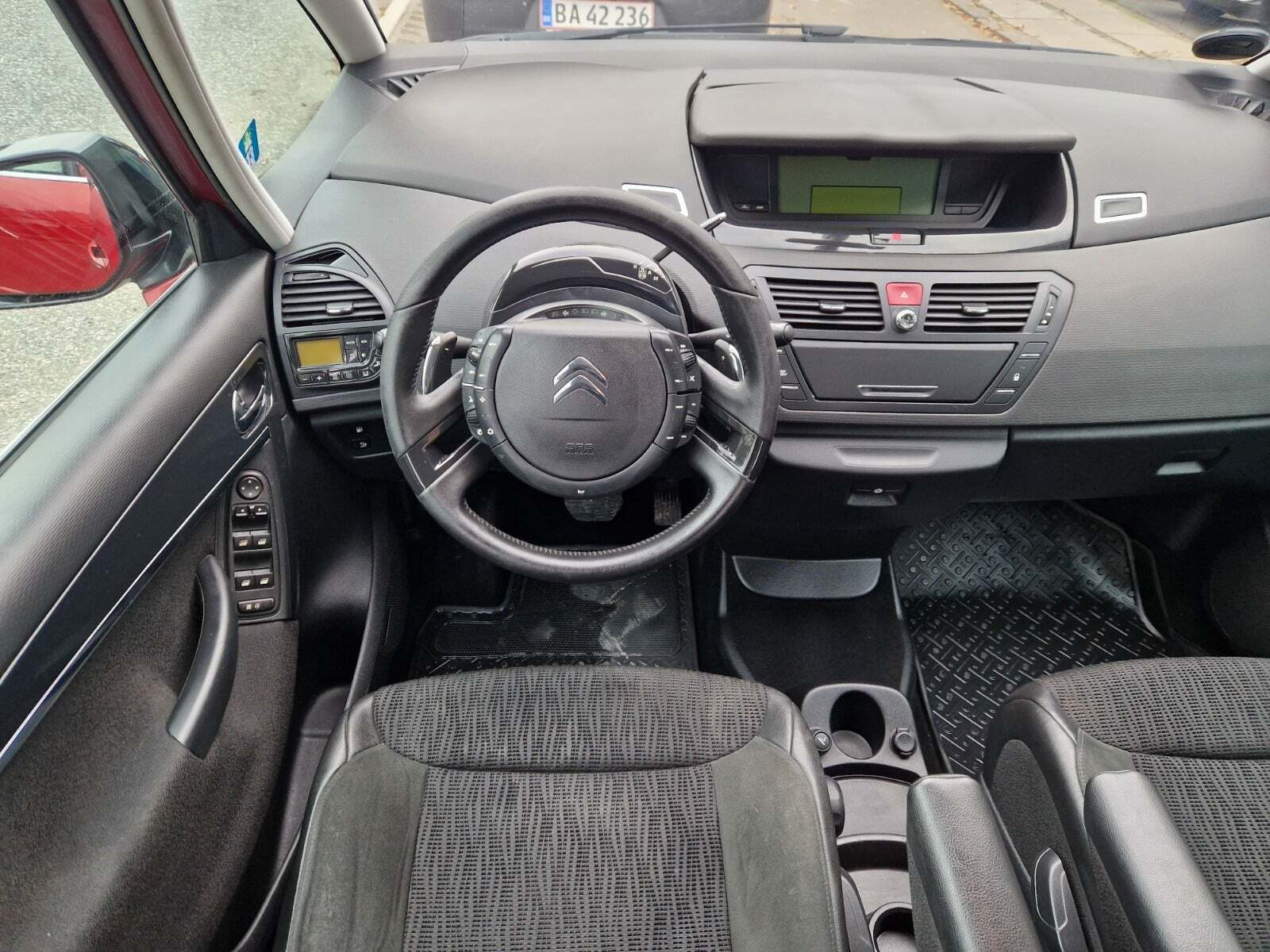 Grå Citroën Grand C4 Picasso fra 2011