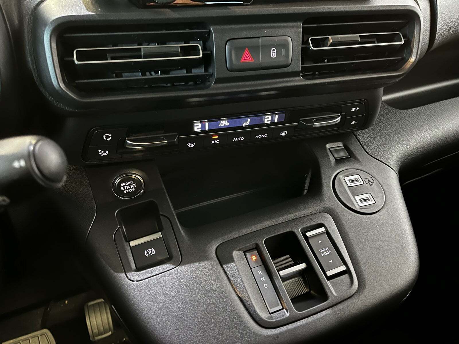 Hvid Citroën ë-Berlingo fra 2025