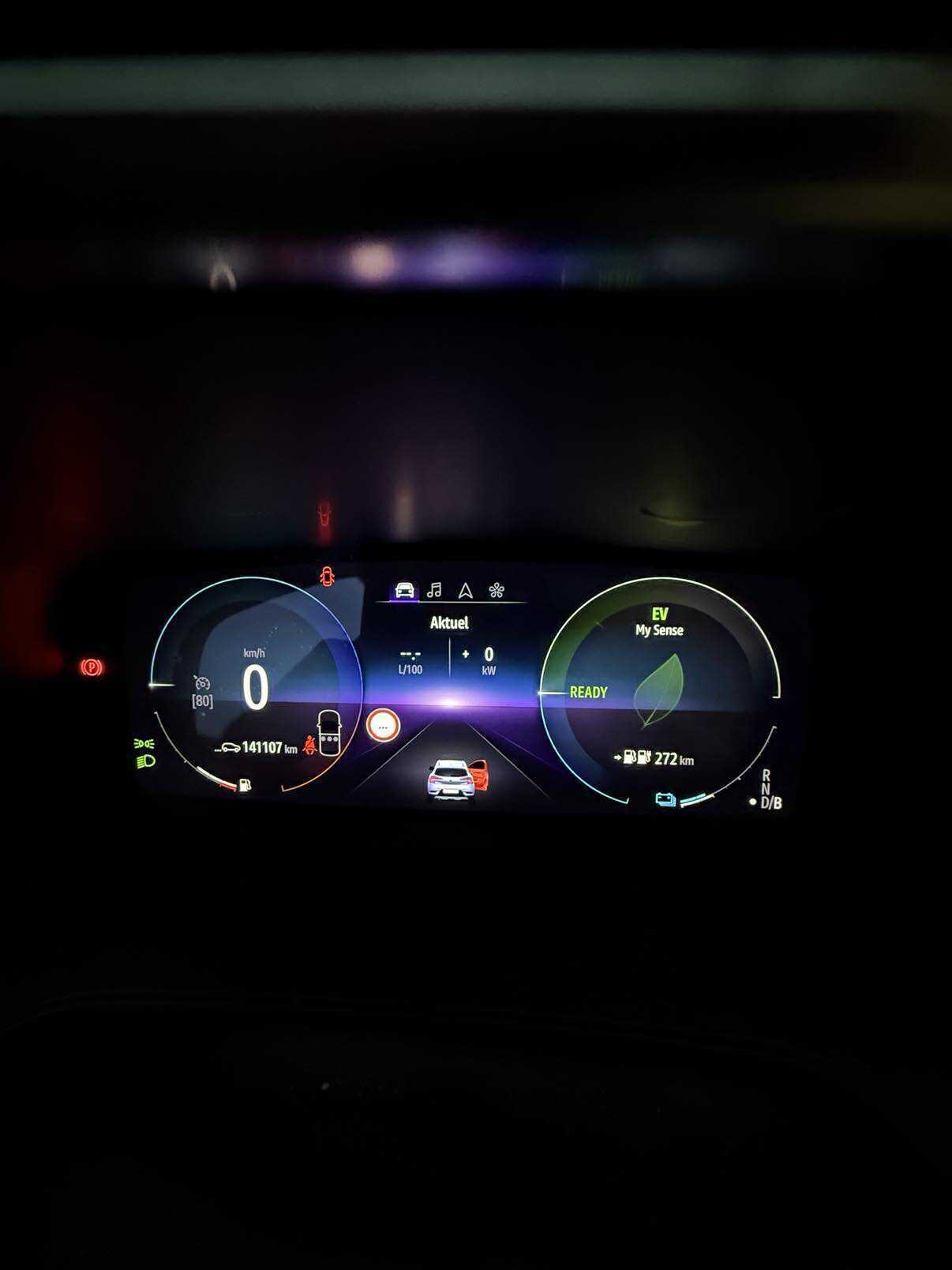 Grå Renault Captur fra 2020