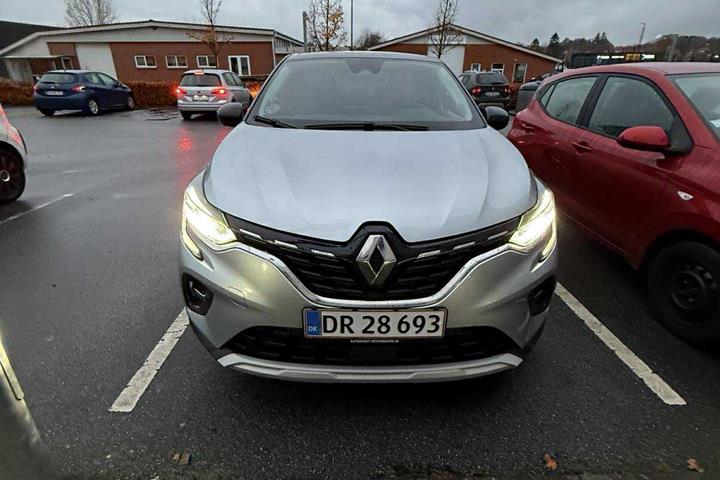 Grå Renault Captur fra 2020