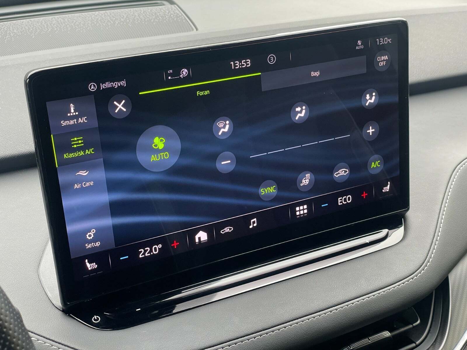 Grøn Skoda Enyaq fra 2021