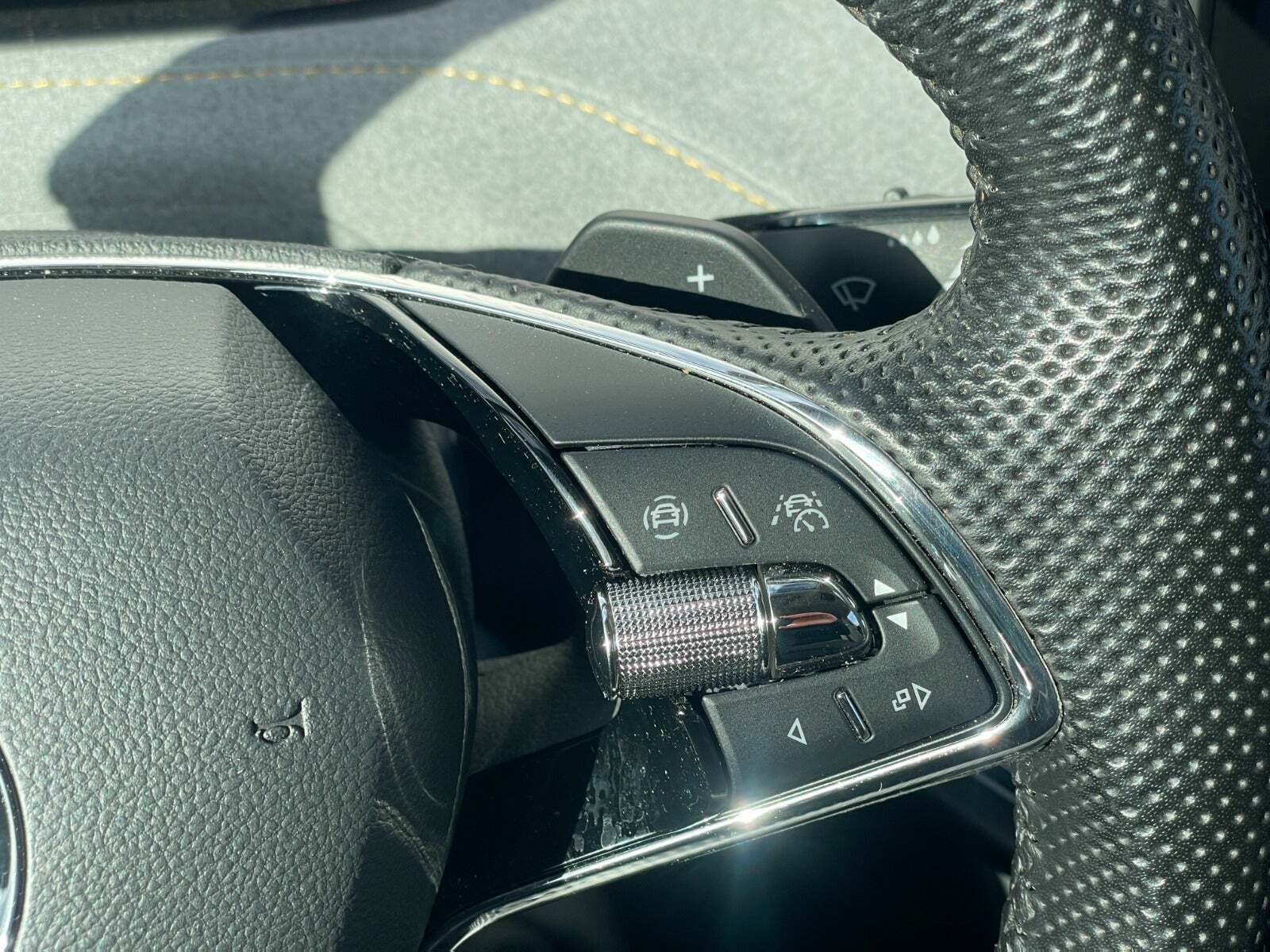 Rød Skoda Enyaq fra 2021